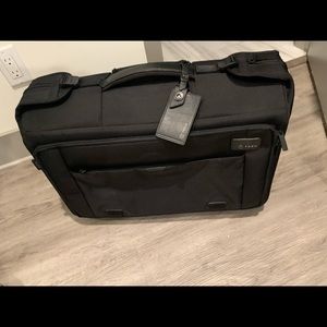 Tumi Tech Carryon Rolling Suit Bag
